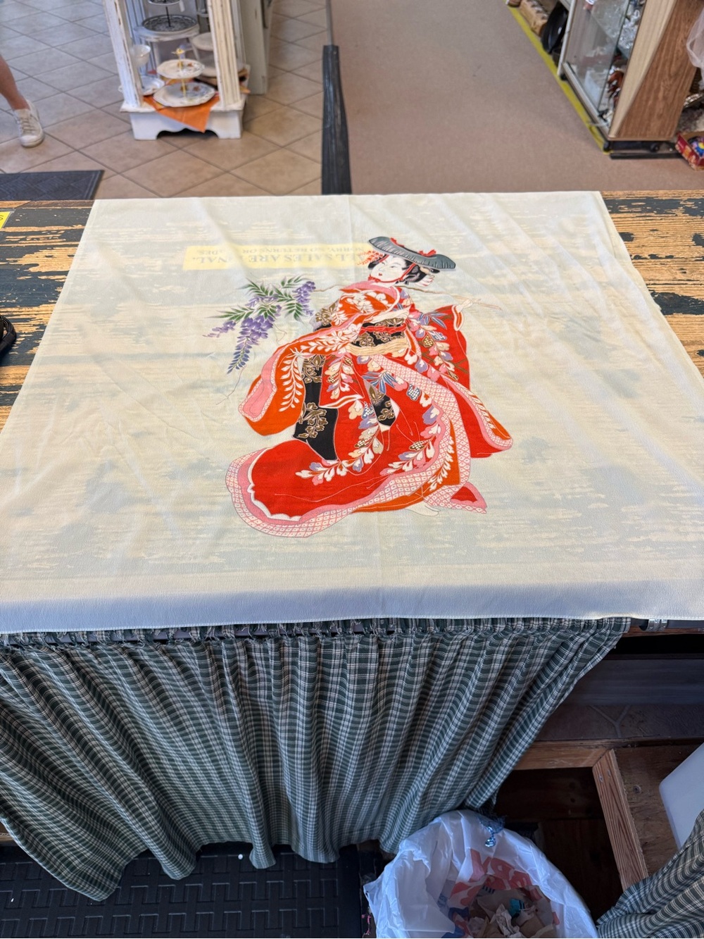 Vintage Mid-Century Japanese Toray
Nylon Scarf Geisha Kimono Wisteria Art
